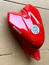 DUCATI 848 1098 1198 OEM FUEL TANK AND BRACKETS 848 EVO 1198S 1098S