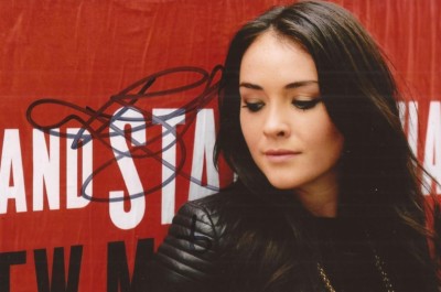 X FACTOR * LOLA SAUNDERS SIGNED 6x4 PORTRAIT PHOTO+COA