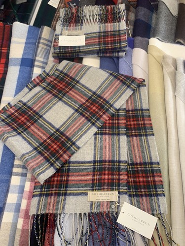 Lochcarron 100% Lambswool tartan Scarf | Stewart Dress Grey | Made in Scotland - Picture 4 of 8