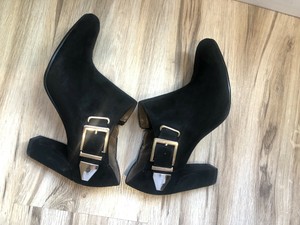 black ankle boots 5.5