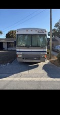 1998 Fleetwood Bounder Runs and Drives It Is In  Mint Condition