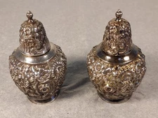 VTG Fancy Silver Plate Salt & Pepper Shakers - W.B. Mfg Co. C 102 Weidlich Bros
