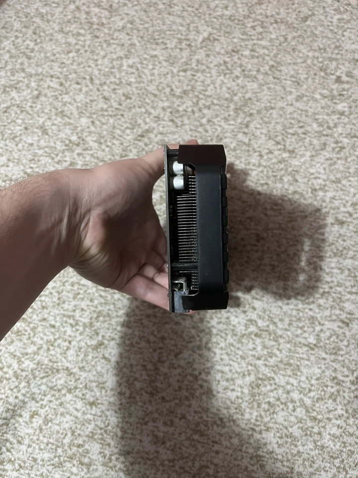 Tarjeta de gráficos PNY GeForce GTX 1080 OC 8 GB GDDR5X *USADA* Foto 3 de 4