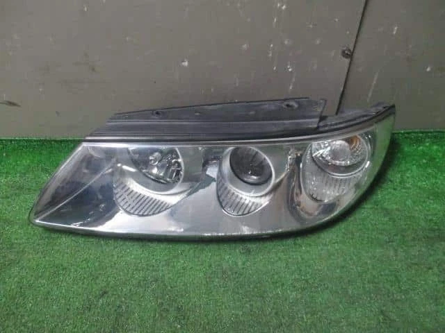 HYUNDAI Hyundai grandeur 2006 ABA-TG33 Left Headlight [Used] [PA68157687] - image 2 of 4