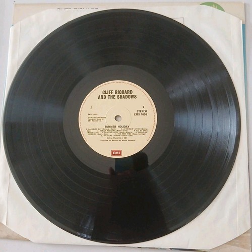 CLIFF RICHARD SUMMER HOLIDAY VINYL ALBUM LP (REISSUE 1983) FREE UK DELIVERY - Picture 5 of 5