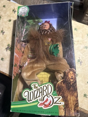 Barbie The Wizard Of Oz 75th Anniversary Cowardly Lion Pink Label BJV25