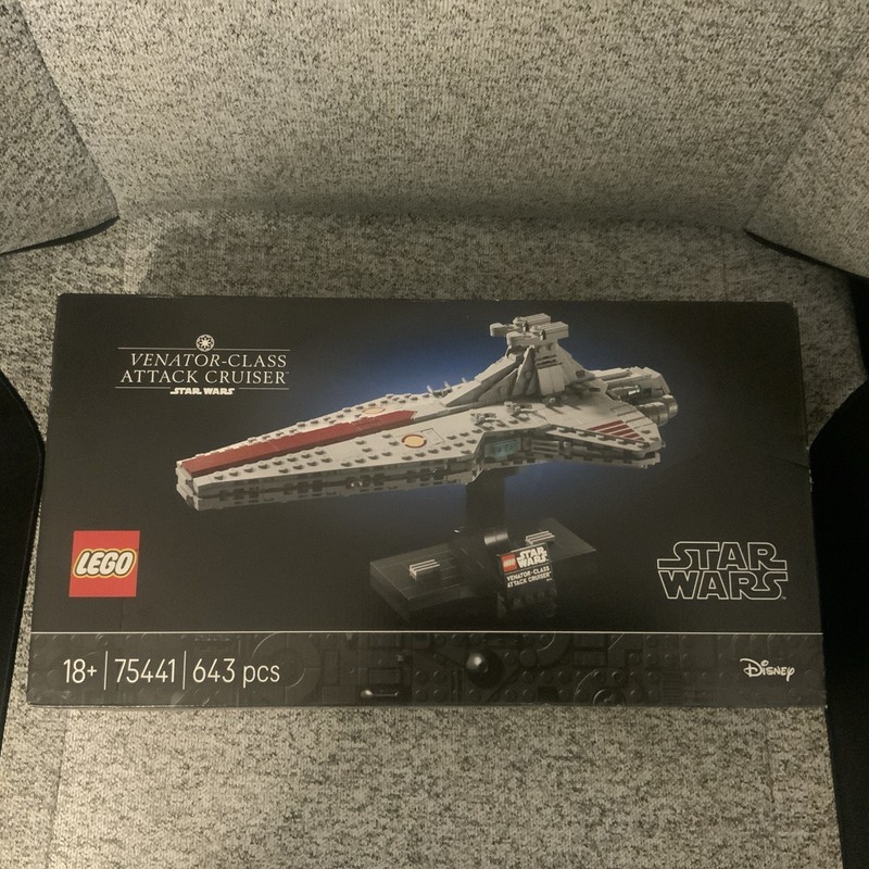 LEGO Star Wars Venator-Class Attack Cruiser Set (75441)