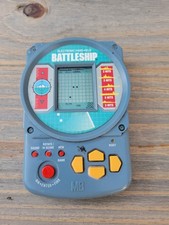 VTG 1995 MILTON BRADLEY HANDHELD PORTABLE GAME BATTLESHIP TESTED WORKING LCD