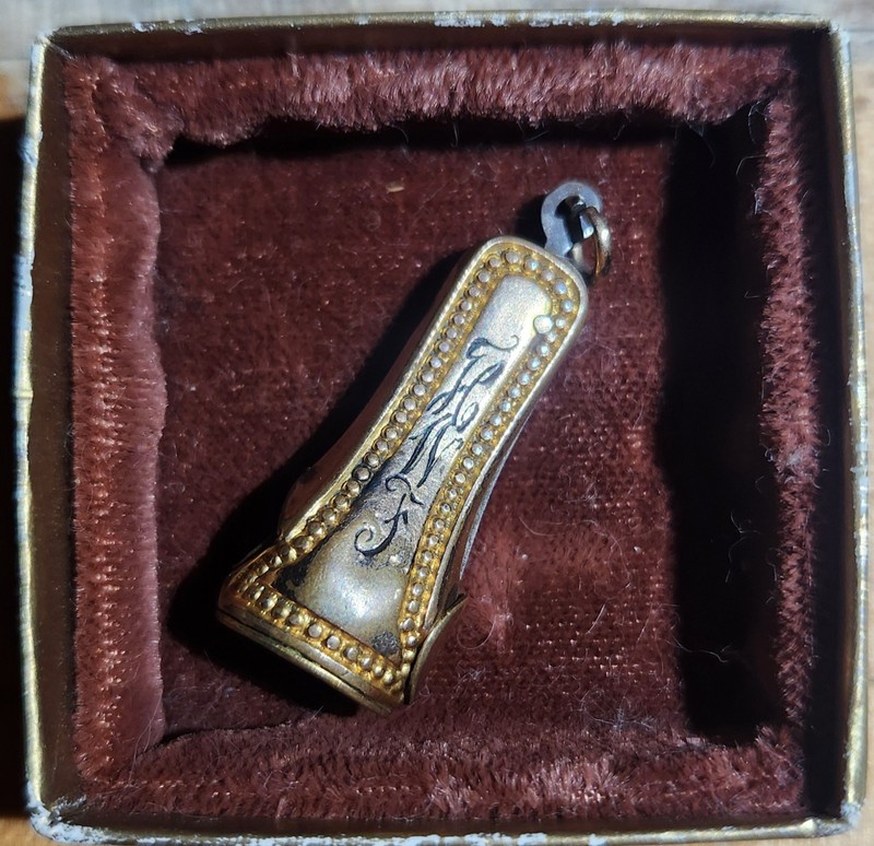 Antique Victorian Gold Filled Cigarette/Cigar Cutter