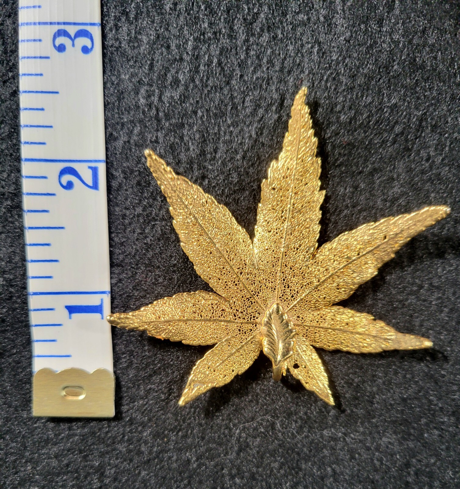 Gold Dipped Canadian Maple Leaf Charm Necklace. - image 4