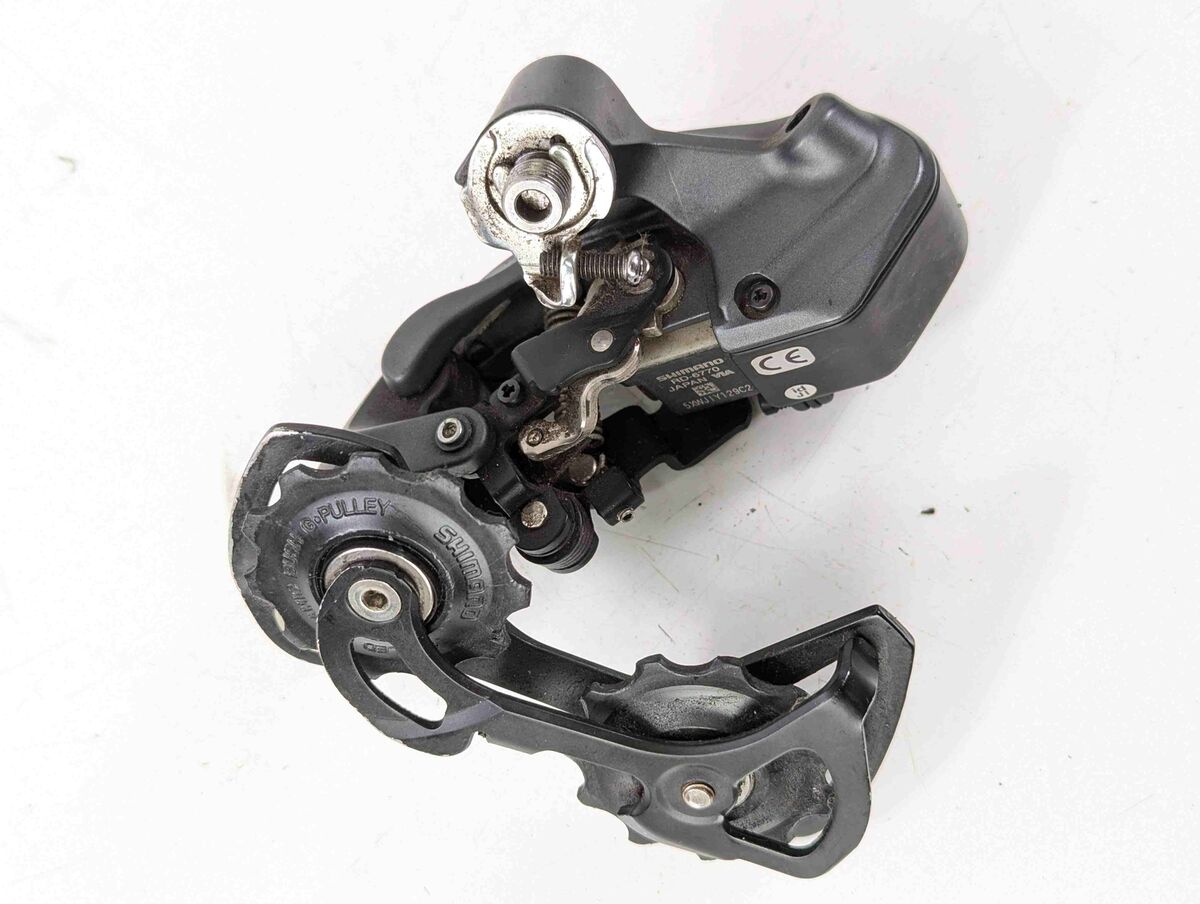 Shimano Ultegra Di2 6770 External 2x10s Groupset GR241203Y Shimano Ultegra Di2 6770 External 2x10s Groupset GR241203Y