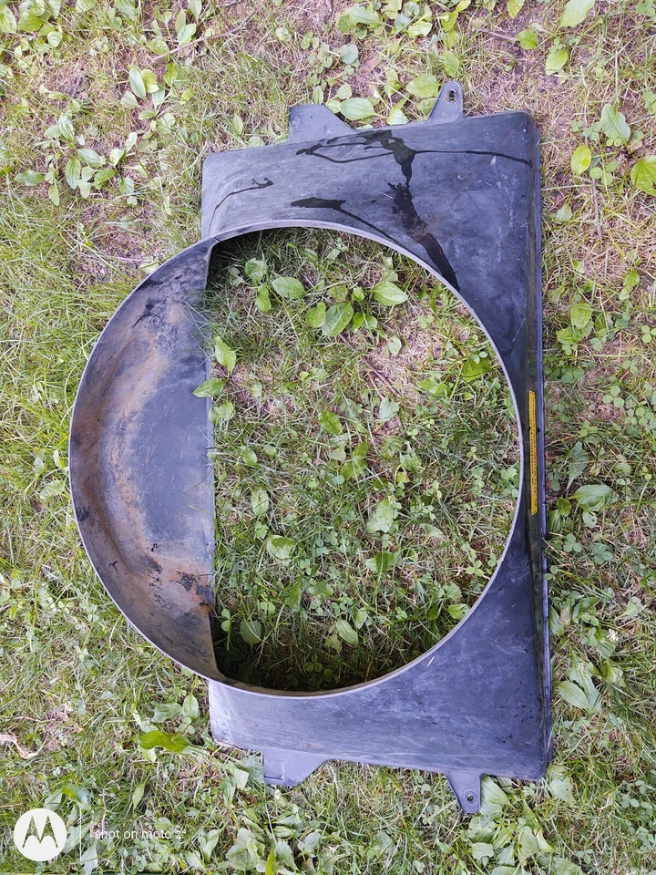 Cubierta del ventilador Ford F250 1997 4,6 L usada excelente estado Foto 3 de 4