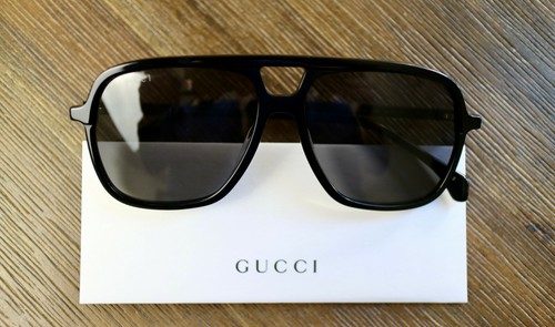 Gucci GG0545S 001 58mm Pilot Sunglasses in Black/Gray Lens with Velvet case  | eBay