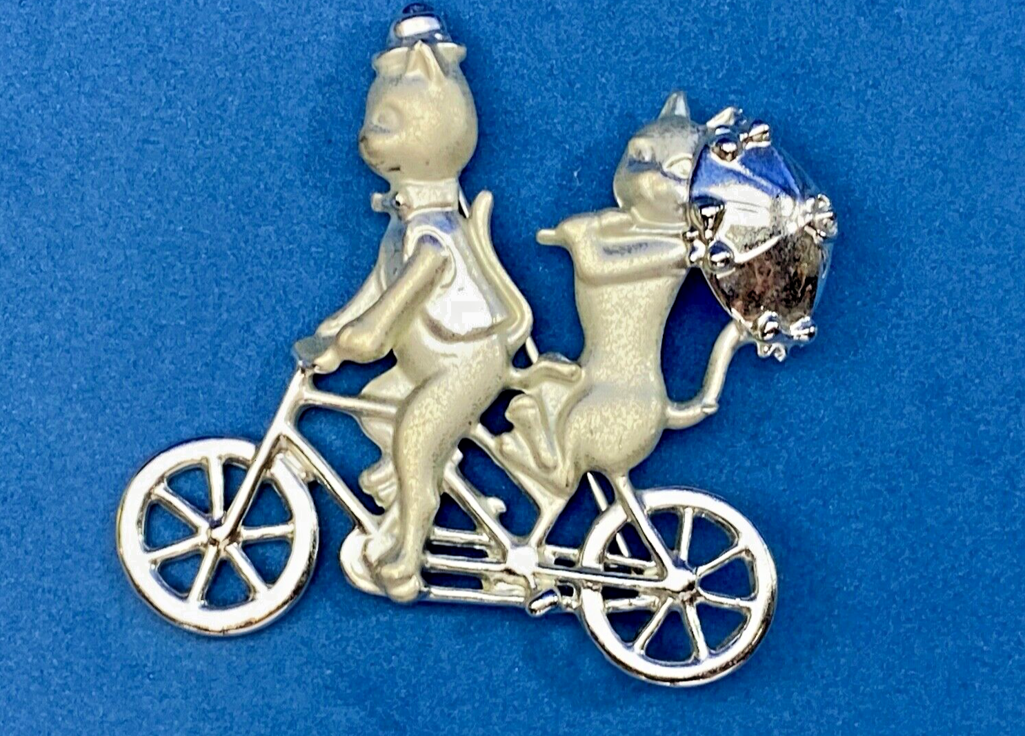 Vintage AJC Silver Tone Two Cats Riding Bicycle with Umbrella Brooch Pin