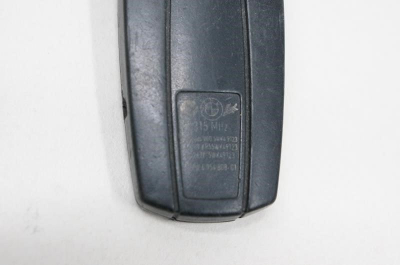 OEM BMW Remote Keyless Entry SmartKey Fob Transmitter 695480801 