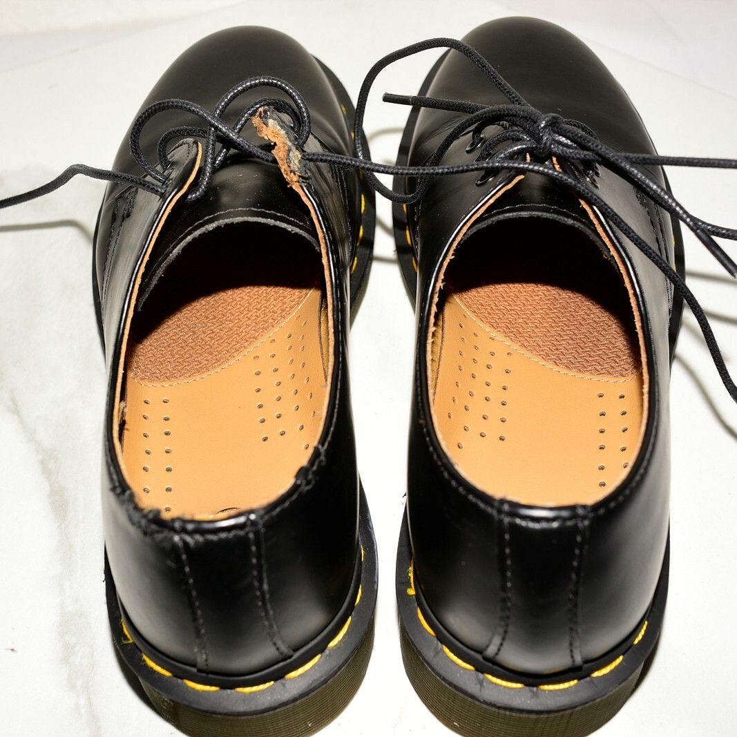 Dr. Martens ブラック 11837 UK4 Doc Martens 11837 Womens Shiny Black Leather Oxford Boot