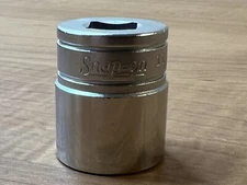 Snap-on Tools F221 3/8" Drive 12-Point SAE 11/16" Flank Drive Shallow Socket USA