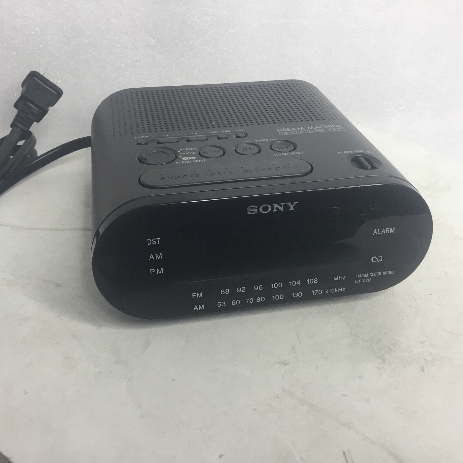 Sony Dream Machine ICF-C218 Auto Time Set Dual Alarm AM/FM Clock Radio Tested