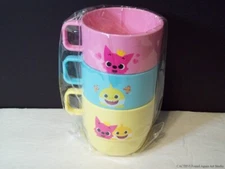 Baby Shark Cups 3 Mug Set Pinkfong Kids Unused Plastic Handles  Hologram Label