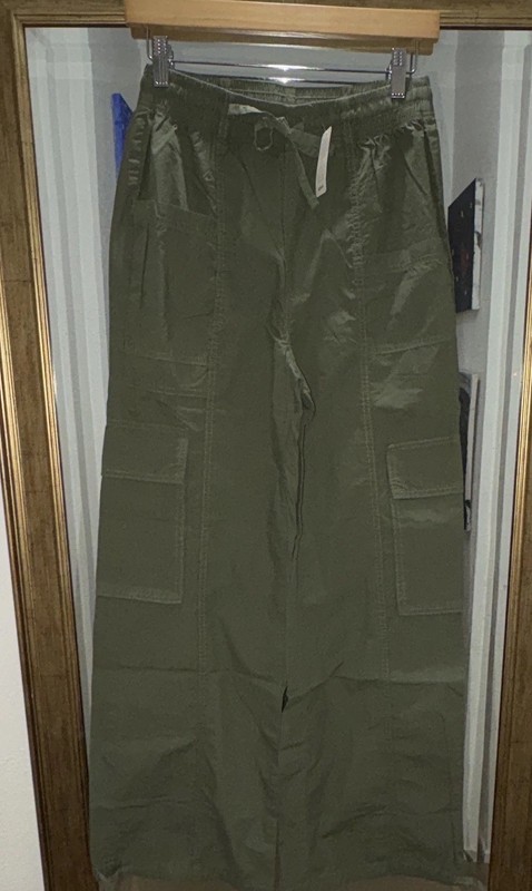 NWT - Aerie Women’s Poplin Cargo Pants - Elastic Waist + Drawstring - Size XS