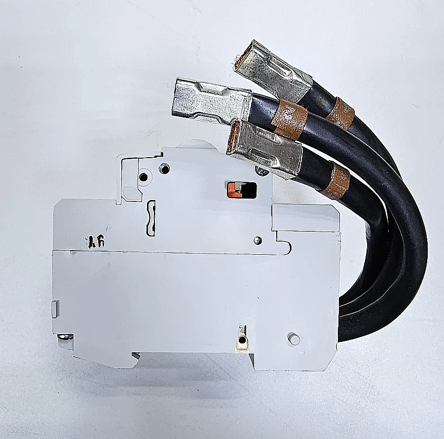 Bloque adicional Hager BF385 RCCB | 300mA | 100A | 3P | Tipo A | Hecho en Francia Foto 4 de 4