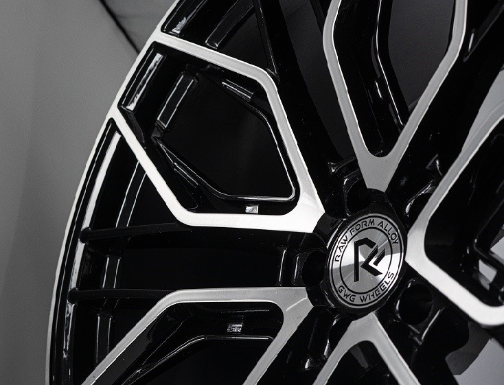 GWG RF1 20x10.5 inch Black Rim fits Maserati GranTurismo S 2008