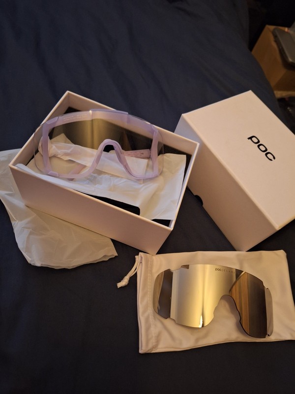 Poc Devour Road Cycling Sunglasses Worn Once 2 lenses included 