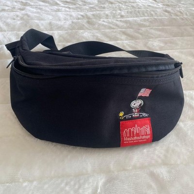Manhattan Portage Snoopy Black Crossbody Bag Shoulder Strap New