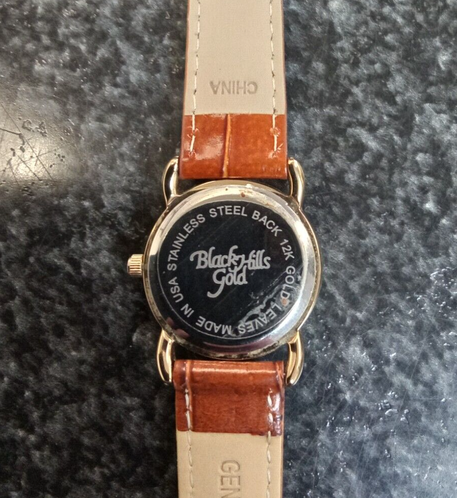 Woman\'s Black Hills Gold Watch  12K Gold Leaves Brown Leather Band New Battery Black Hills Gold Ladies Watch 12k Gold Leaf Dial New Battery  main image 3