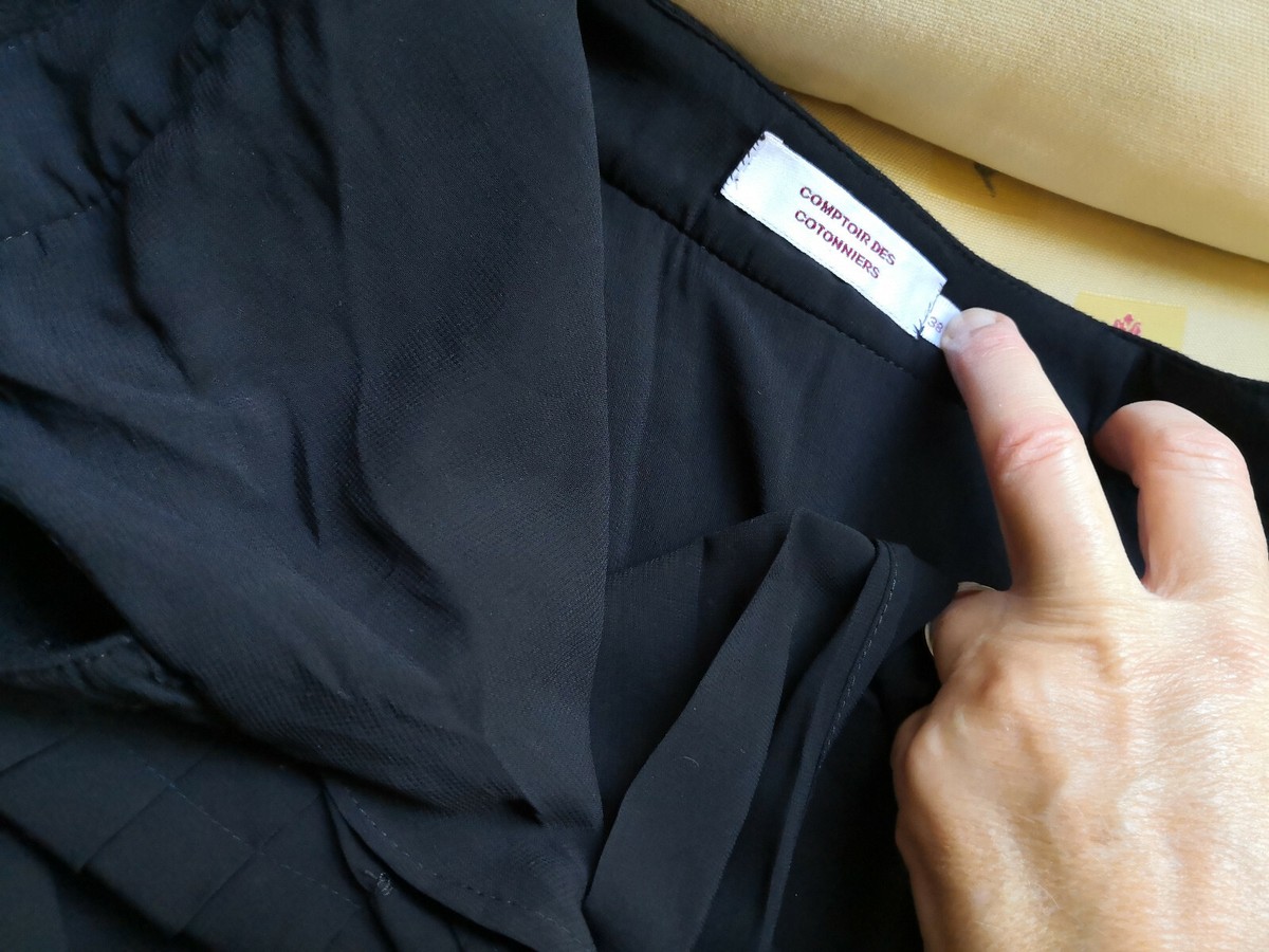 Jupe Plissée Noire Comptoir Des Cotonniers Taille 38 - Occasion Très Bon état