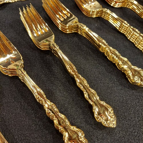 Oneida Flatware Set + Extra Serving Pieces - Picture 5 of 10