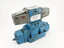 Sperry Vickers DG5S4-066C-51 Pilot Operated Directional Control Valve 115V