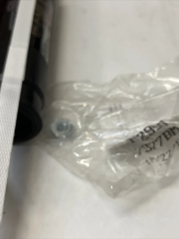 Amortiguador-Sedán Trasero Gabriel 664 para Ford Focus 2000 Foto 3 de 3