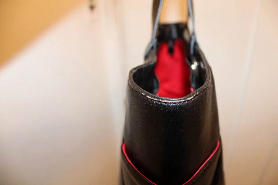 HOBO INTERNATIONAL Vintage Black Leather XL Extra Large Tote Bag Travel - Image 4 of 4