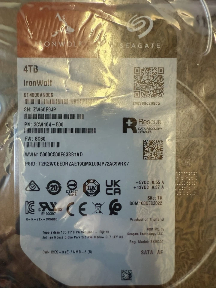 ST4000VN006 - Image 2 of 3