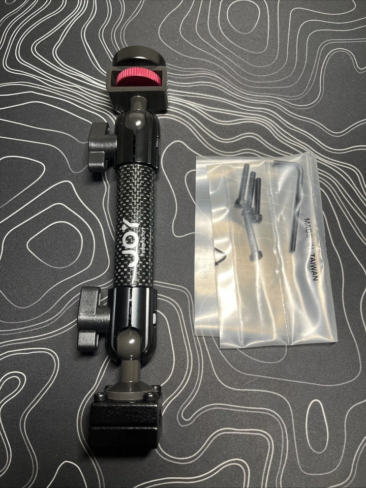 Joy Factory Valet Magconnect Kopfstützenhalterung für iPad 2 & 3 Kohlefaser OHNE HÜLLE