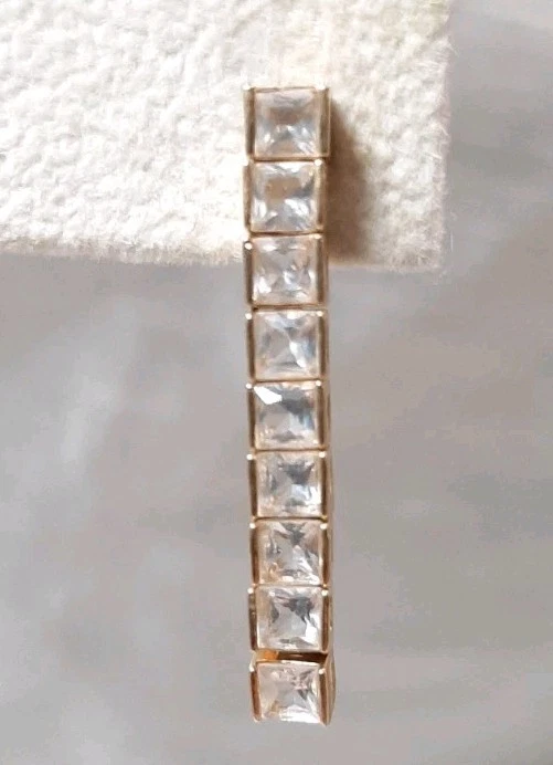 Pendientes colgantes de 3 mm de colección con bisel de princesa de circonita cúbica barra de tenis 3 mm Foto 4 de 4