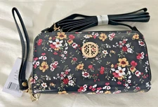 NWT Old East Main Co. Wallet Wristlet Zip Closure Black Multicolored Flower