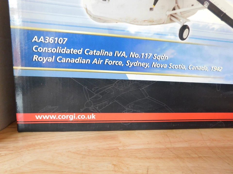 1942 Corgi 1:72 Royal Canadian AF Catalina IVA, Squadron 117, AA36107, 10/42 - Image 3 of 4