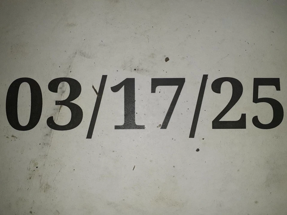 交流电冷凝器 4-122 适合 95-99 AVENGER 2064942 — 第 3/4 张图片