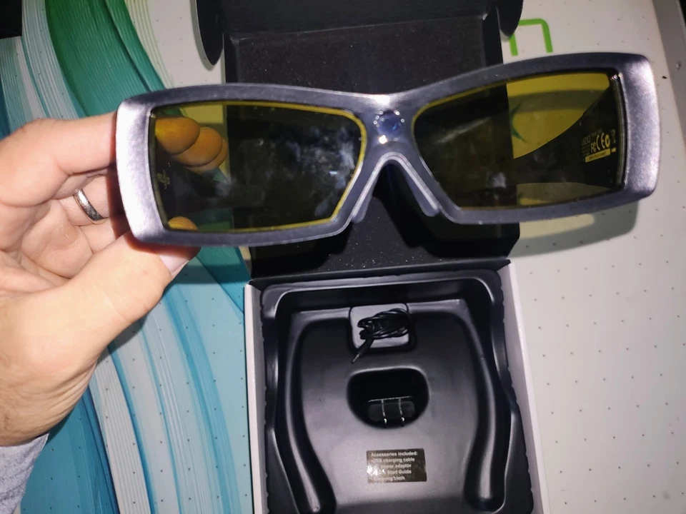 Gafas de teatro VIZIO alimentadas por 3D de 6 en total, todavía en caja... ¡con cargador y cable! Foto 4 de 4
