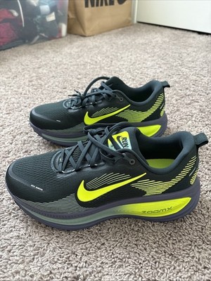 Size 13 - Nike Vomero 18 Extra Wide Seaweed/Cannon/Sanded Purple