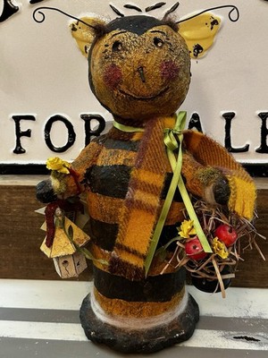 VTG Krisnick by Tom Panetta Handcrafted Primitive Standing Bumblebee 15'' USA