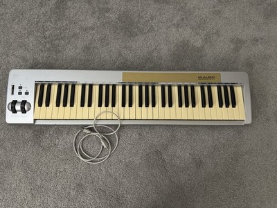 M-AUDIO Keystation 61es 61-Key Semi-Weighted USB MIDI Controller