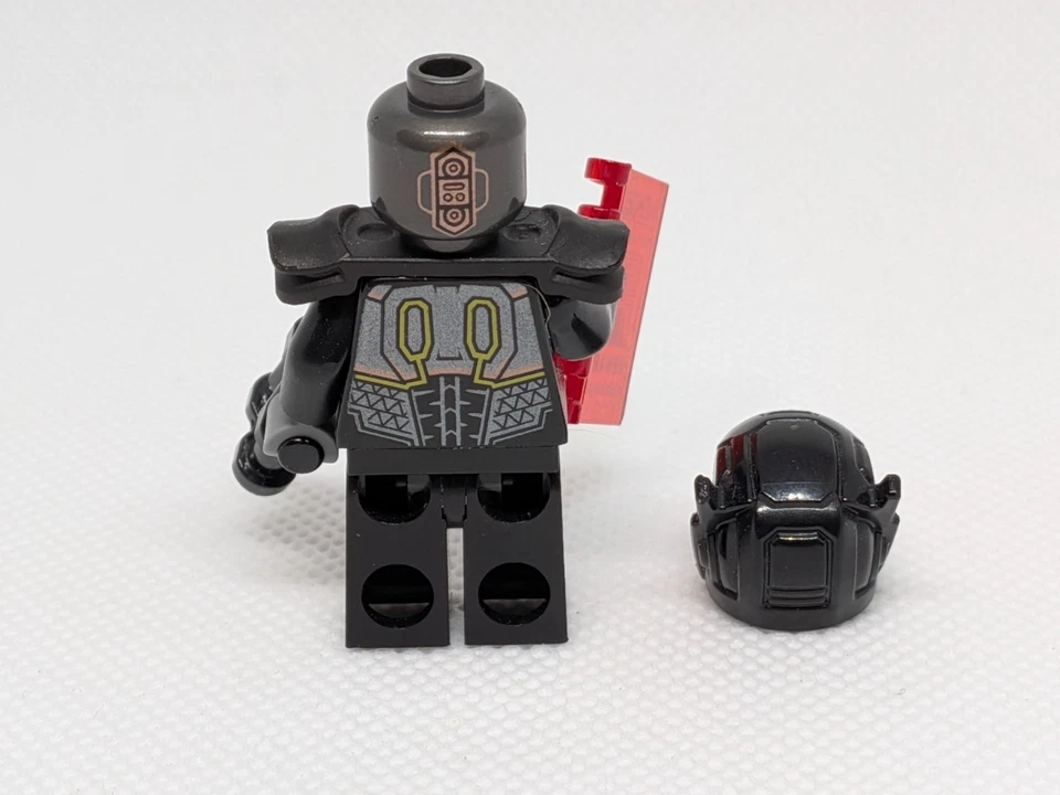 LEGO 71025 Collectible Minifigures Series 19 Galactic Bounty Hunter - Image 3 of 4