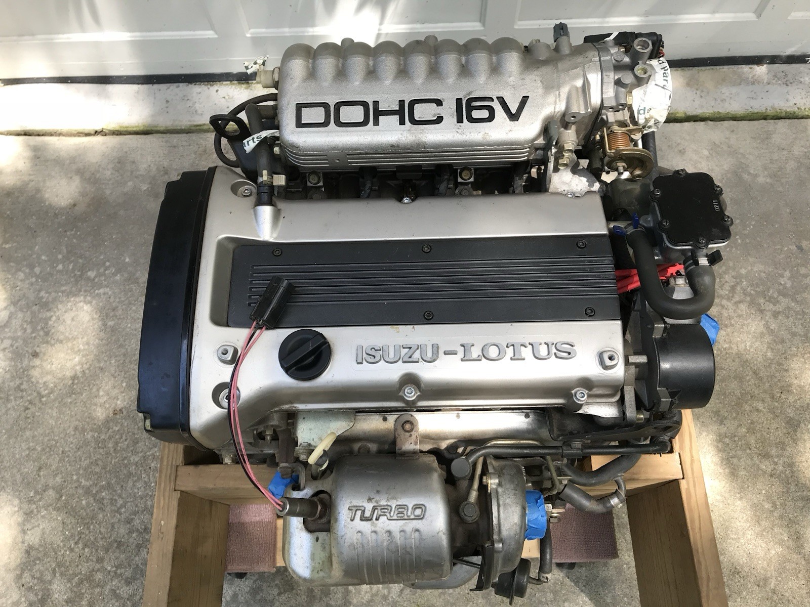 Lotus / Isuzu Foreign Car Engine
