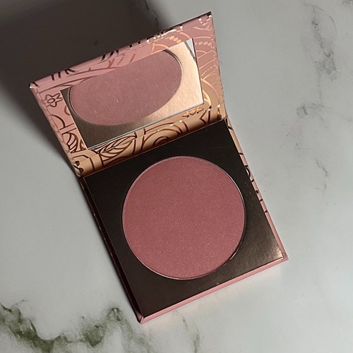 COLOURPOP PRESSED POWDER BLUSH ~ SECRET CRUSH ~ BNIB Free shipping - Picture 2 of 6