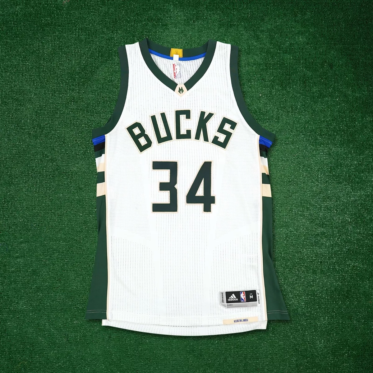 Adidas NBA Jersey Milwaukee Bucks Giannis Antetokounmpo Black Alt