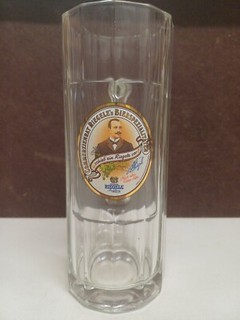 Bierkrug Glas Commerzienrat Riegele's Bierspezialitäten 0 5LEichstrich Vintage