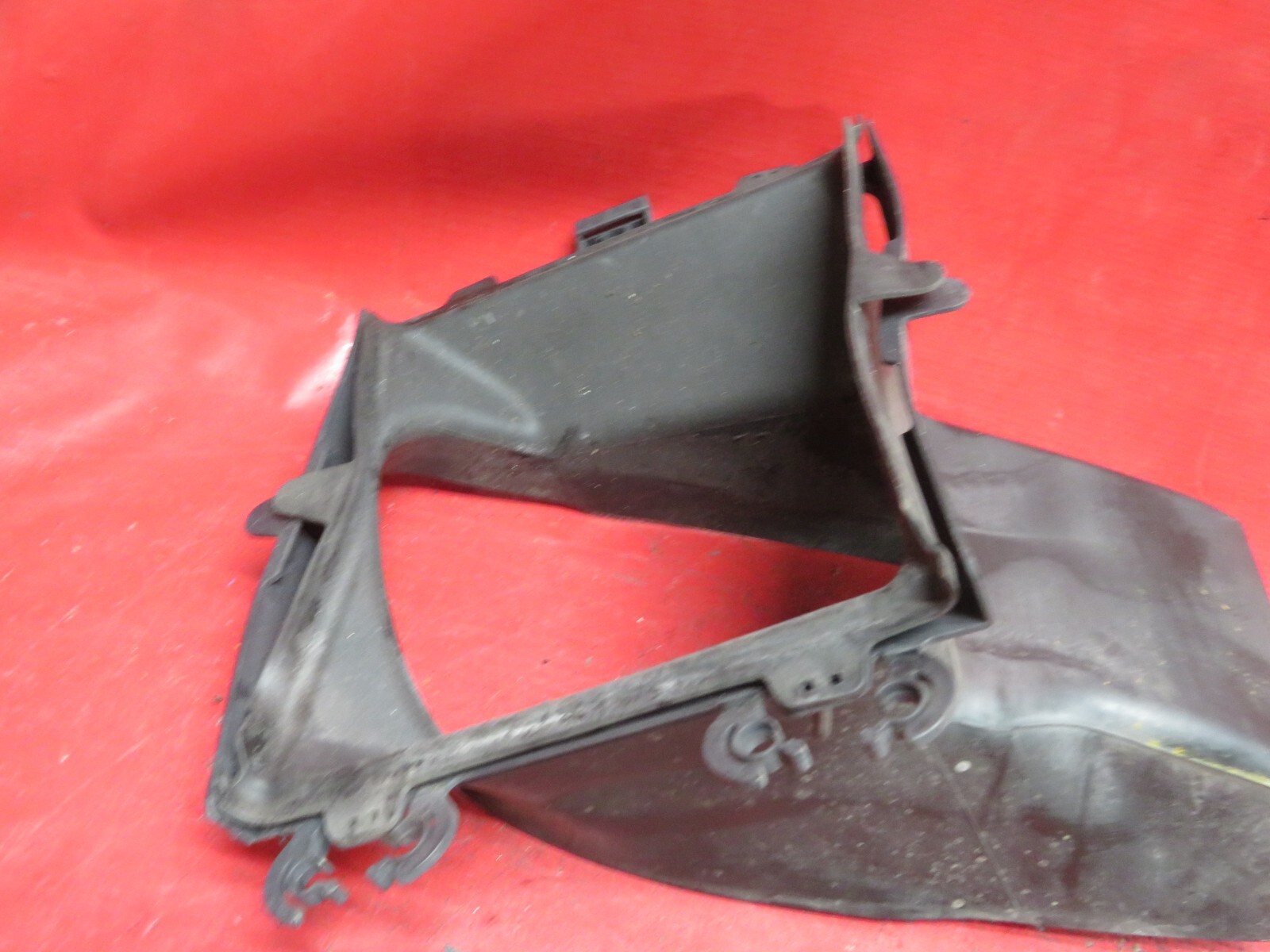 2006 BENTLEY FLYING SPUR LEFT  SIDE AIR  DUCT